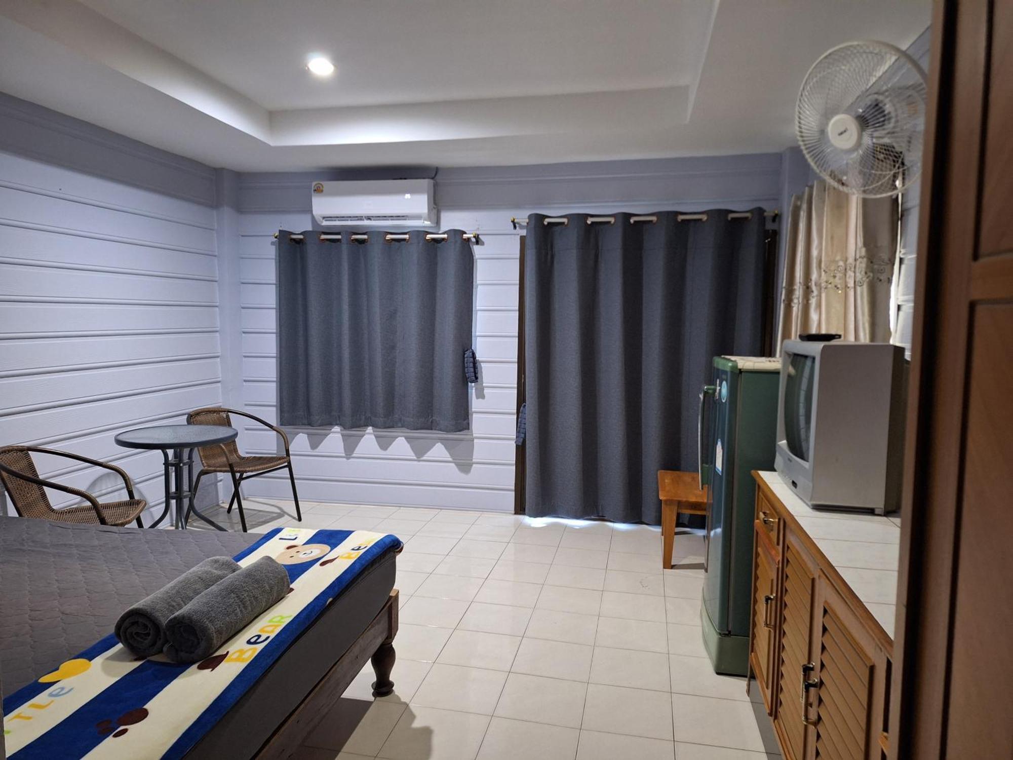 Phonsomboon Guesthouse Koh Tao Exterior photo