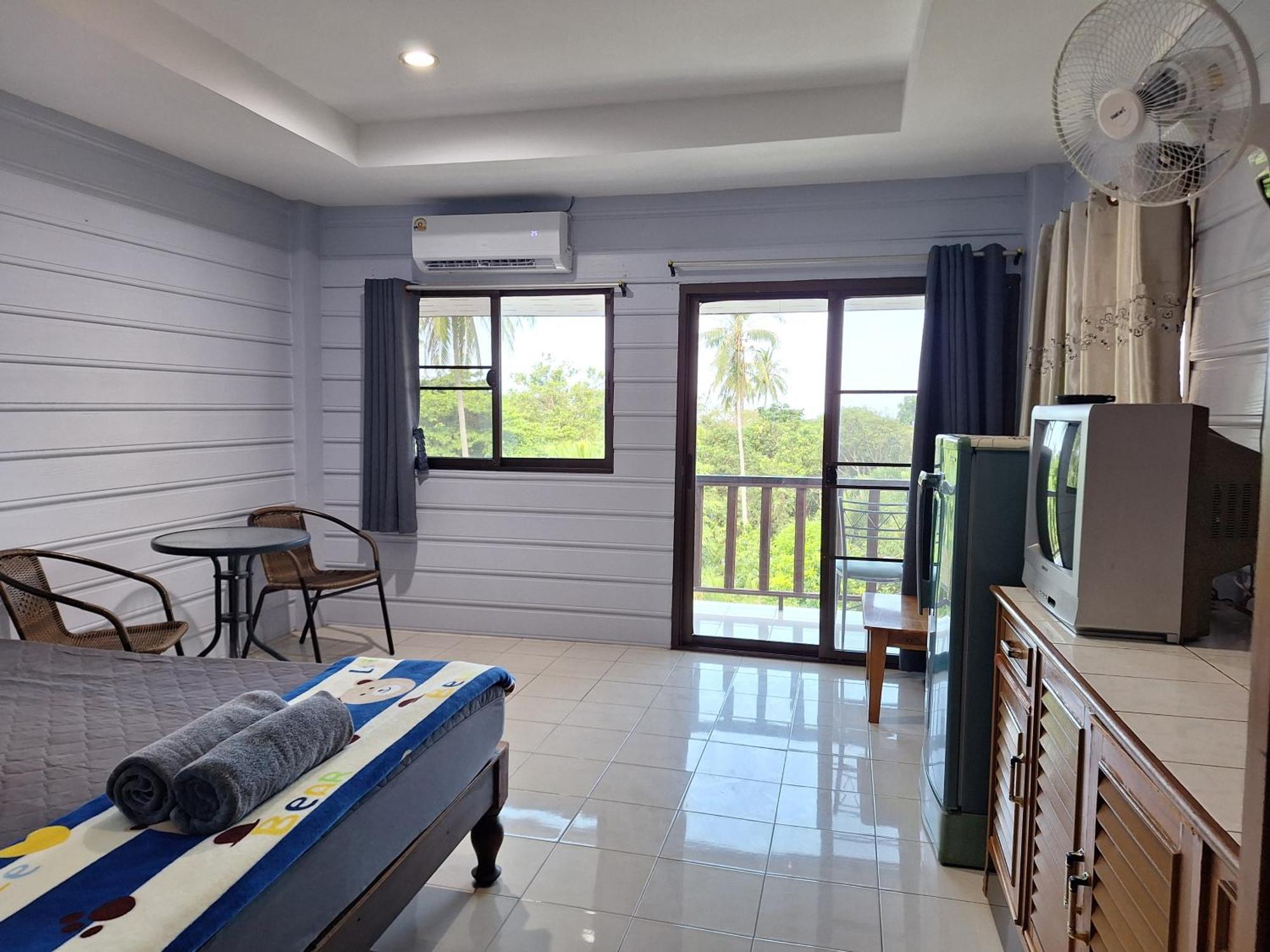 Phonsomboon Guesthouse Koh Tao Exterior photo